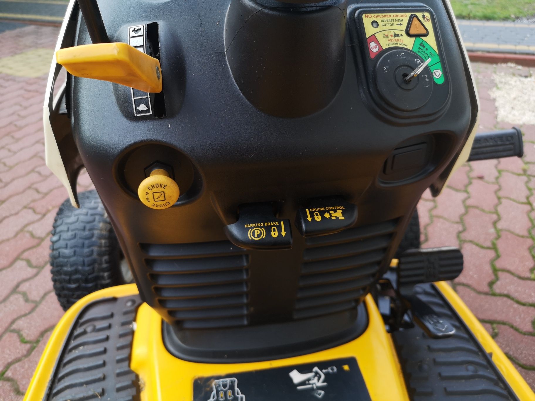 Traktorek Kosiarka Honda 2220/Cub Cadet/Toro