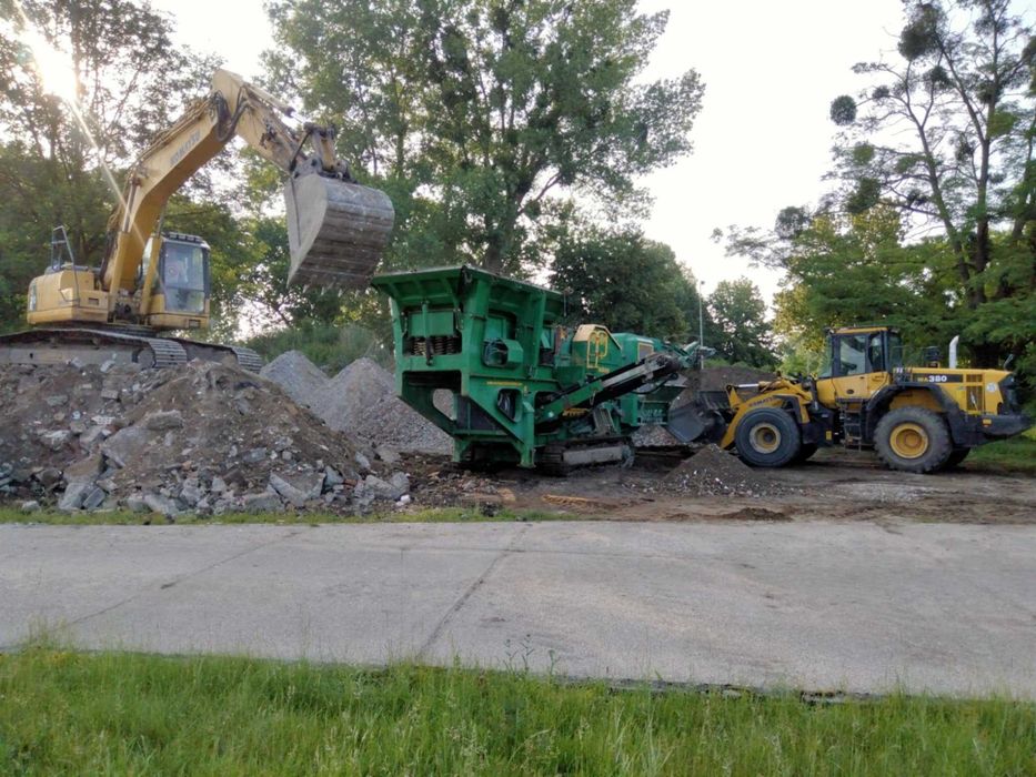 Rozbiórki Wyburzenia Kruszenia Młot Szczęka Kruszarka z Odsiewem Waga