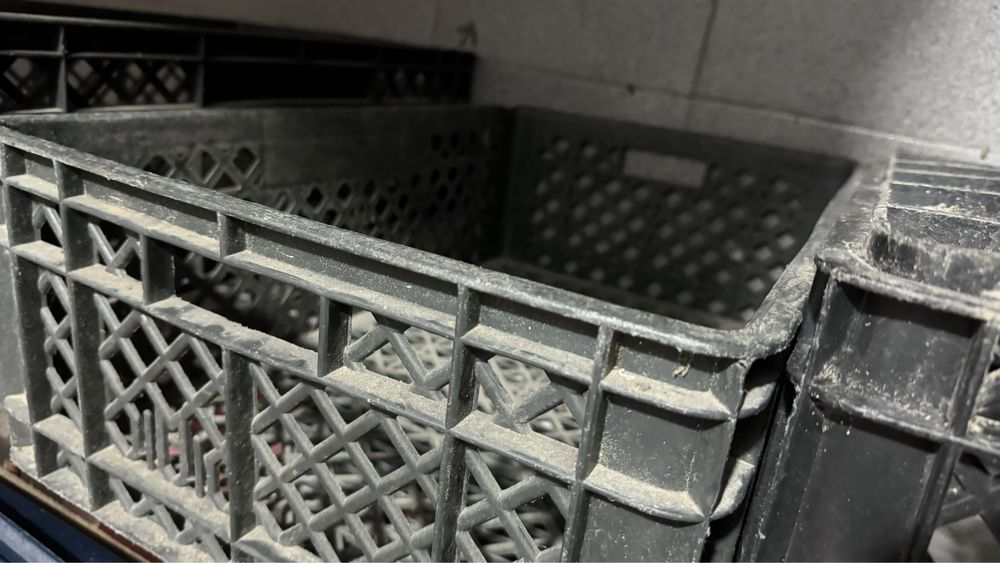 Caixas plasticas usadas