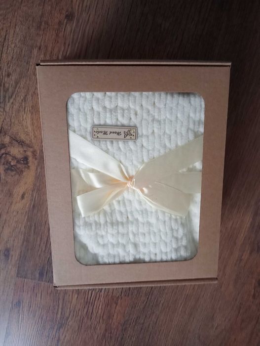 Kocyk dziecięcy ręcznie robiony seledynowy