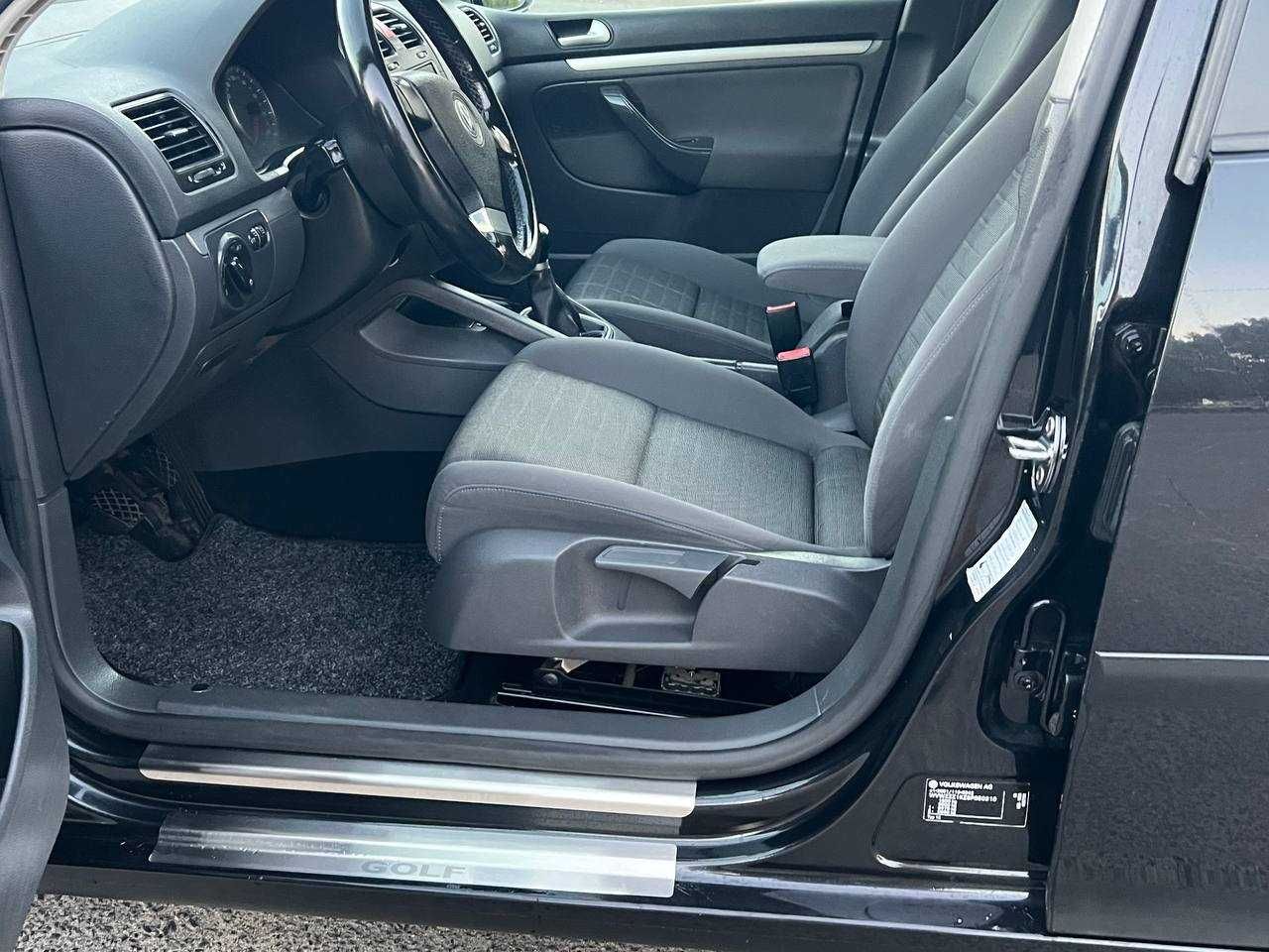 Volkswagen Golf 5 2008 р.в. в комплектації Tour 1.6 MPI