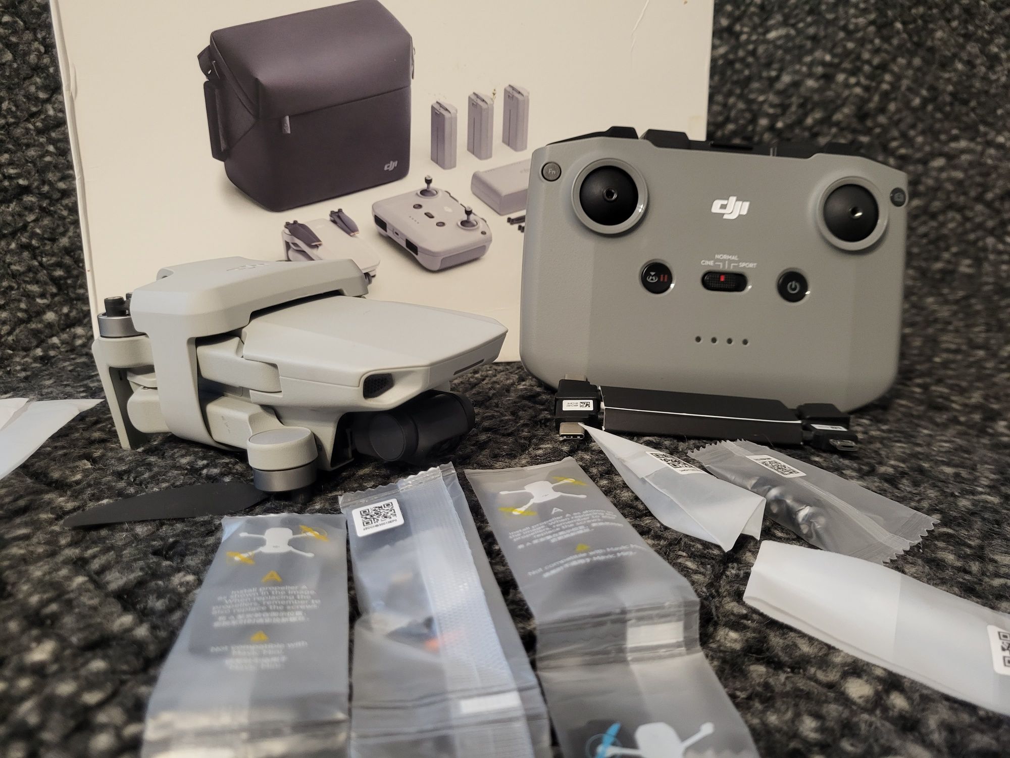 Dji mini 2 fly kit More combo