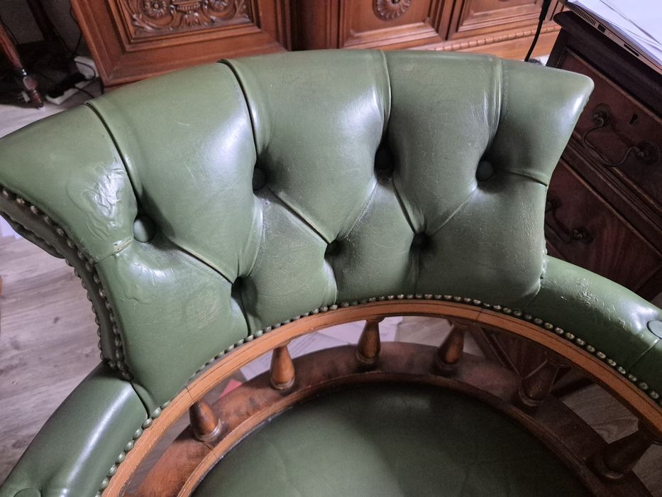Fotel / krzesło skórzane chesterfield obrotowe