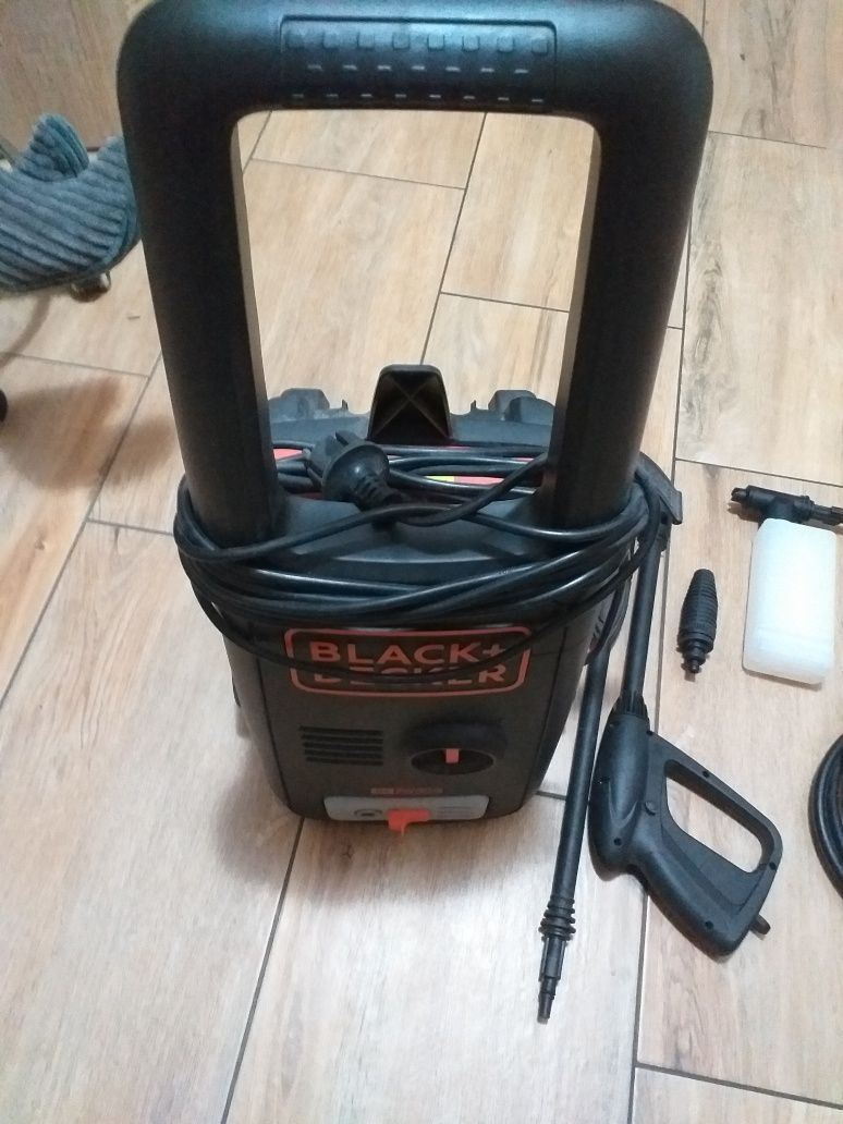 Mtjka ciśnieniowa Black decker BXPW 1500 E