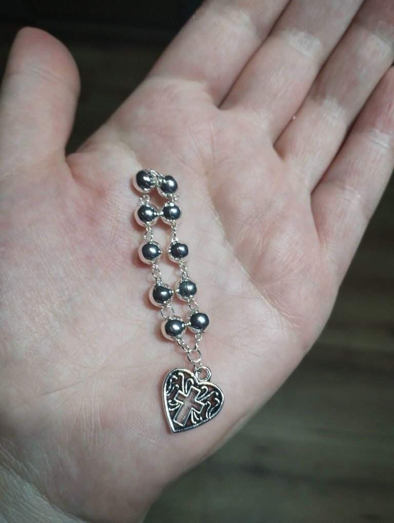 Różaniec srebrny na palec mini mały z krzyżem krzyżykiem