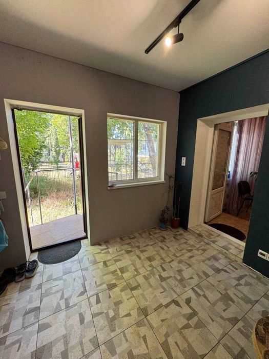 Продам 2 к квартиру біля моря