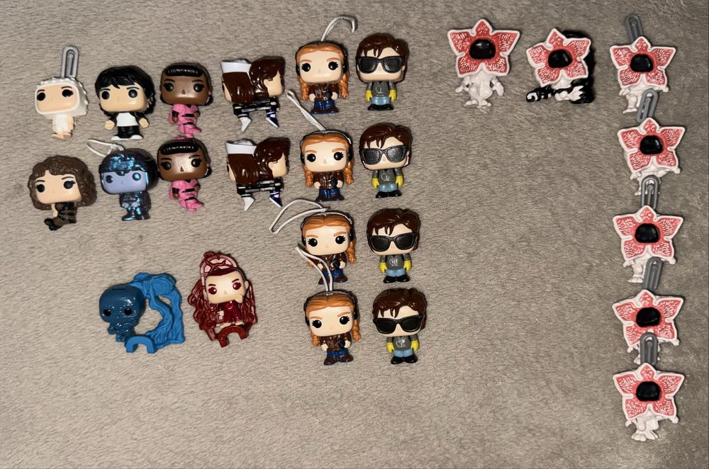 Figurki Stranger Things Kinder Joy