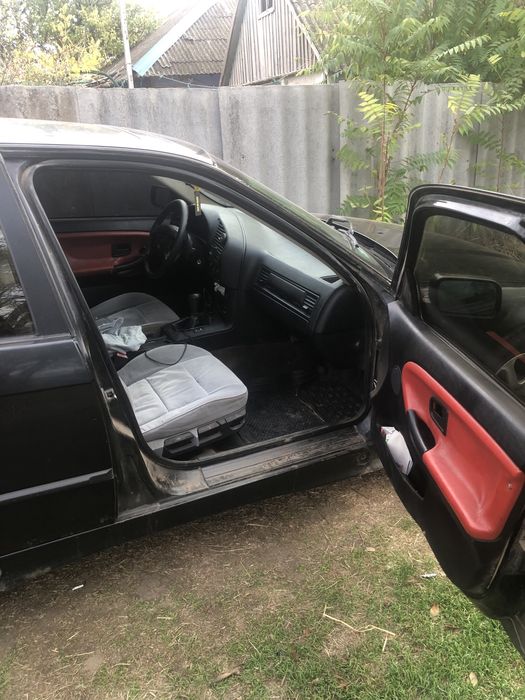 Продам БМВ є 36 в хорошому стані