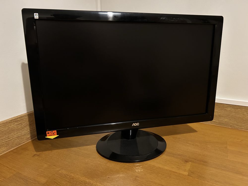 Monitor AOC Full HD 24 polegadas