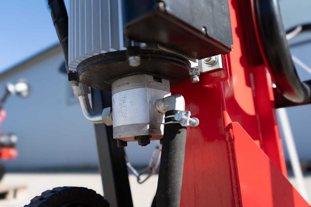 Łuparka  HYDRAULICZNA 11T E Remet 2025