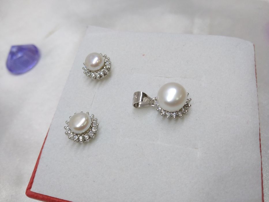 Piękny srebrny komplet kolczyki i wisiorek z perłą, srebro 925
