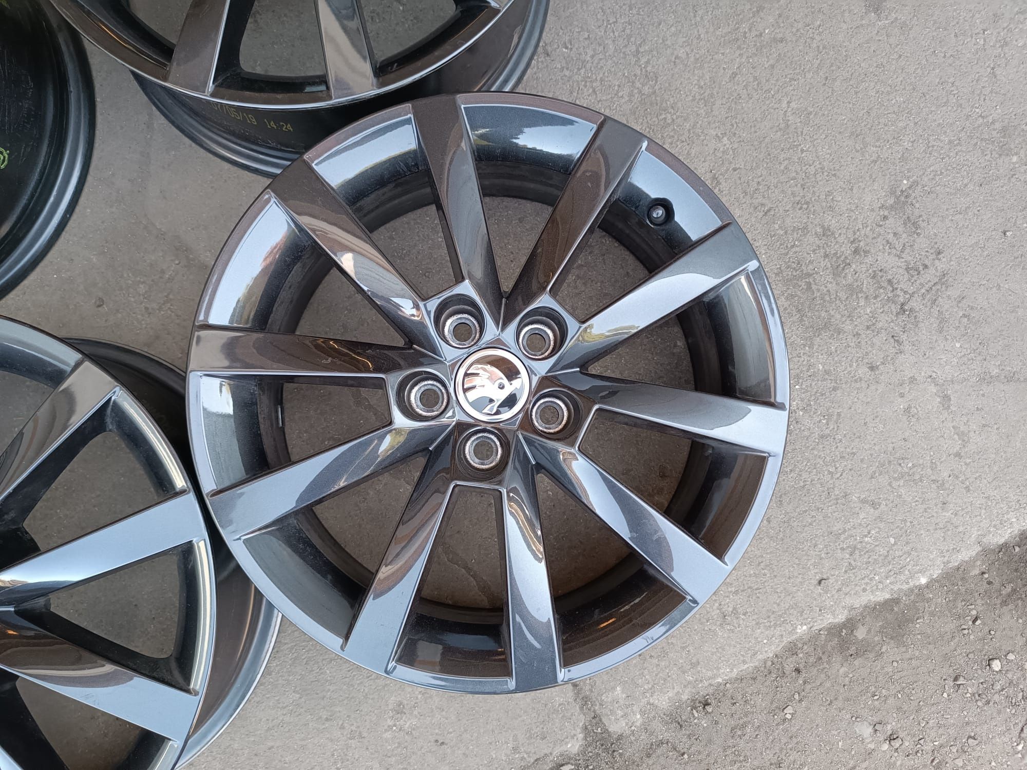 Alufelgi 16 Skoda Scala Kamiq 5x100 ET38