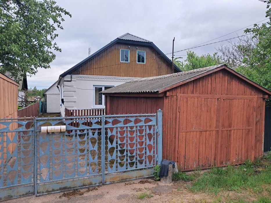 Продається частина будинку