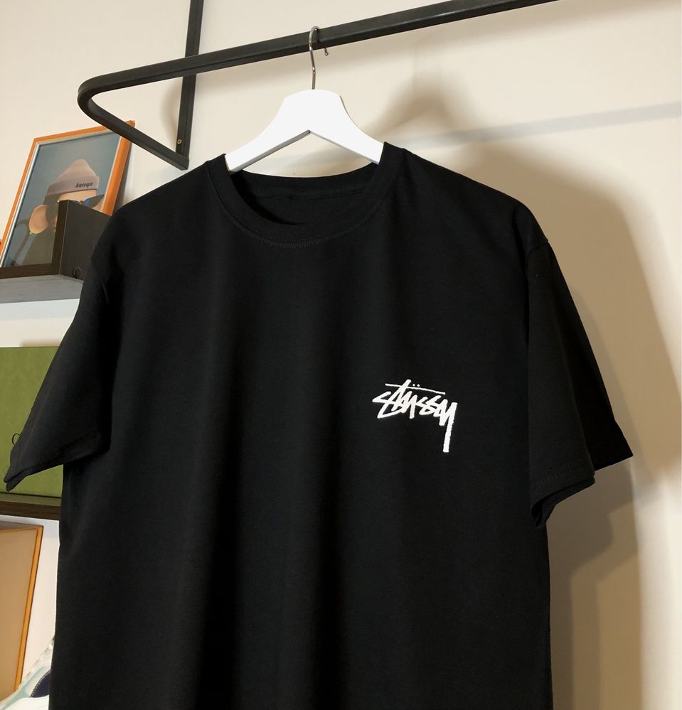 Футболка Stussy (чорного кольору)