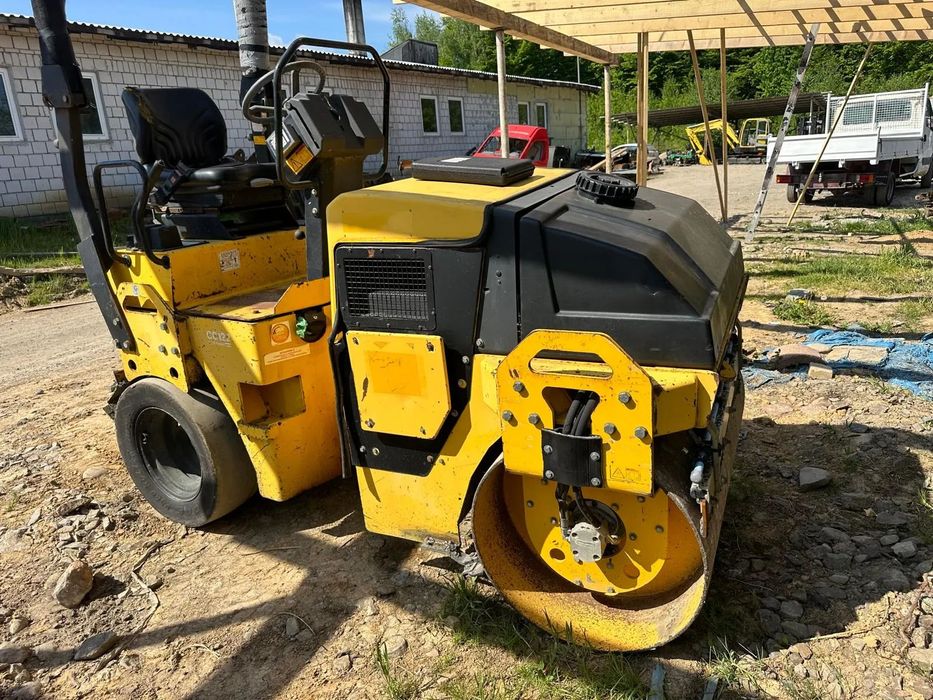 Dynapac Walec Drogowy Kombinowany do Asfaltu DYNAPAC CC122C  Walec Drogowy Kombinowany do Asfaltu DYNAPAC CC122C