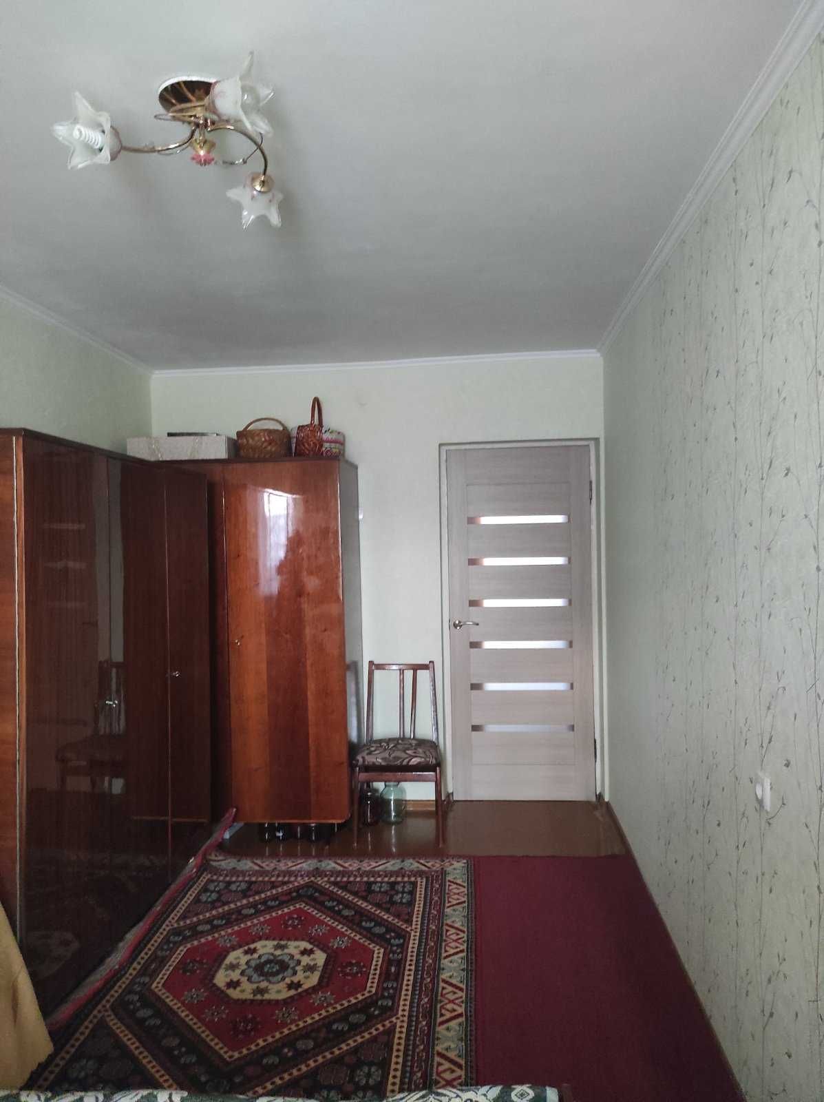Продам 3-х кімнатну квартиру