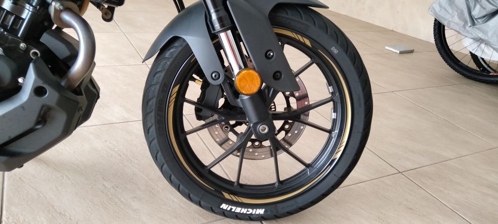 Yamaha MT 125 como nova