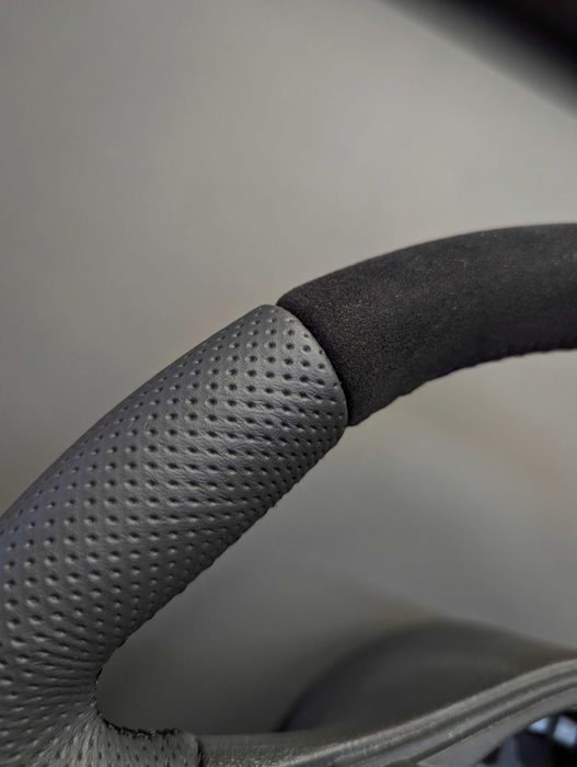 Kierownica Alfa Romeo 159 świeżo obszyta