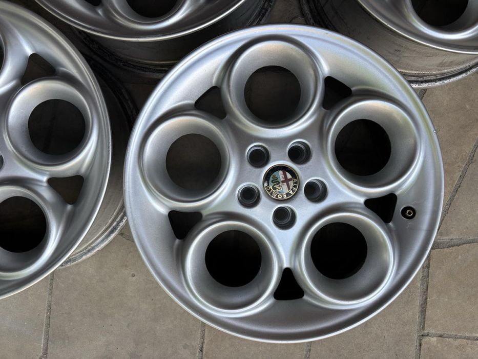 Оригінальні диски 5/98 r16 6.5j et41.5 alfa scudo goblo