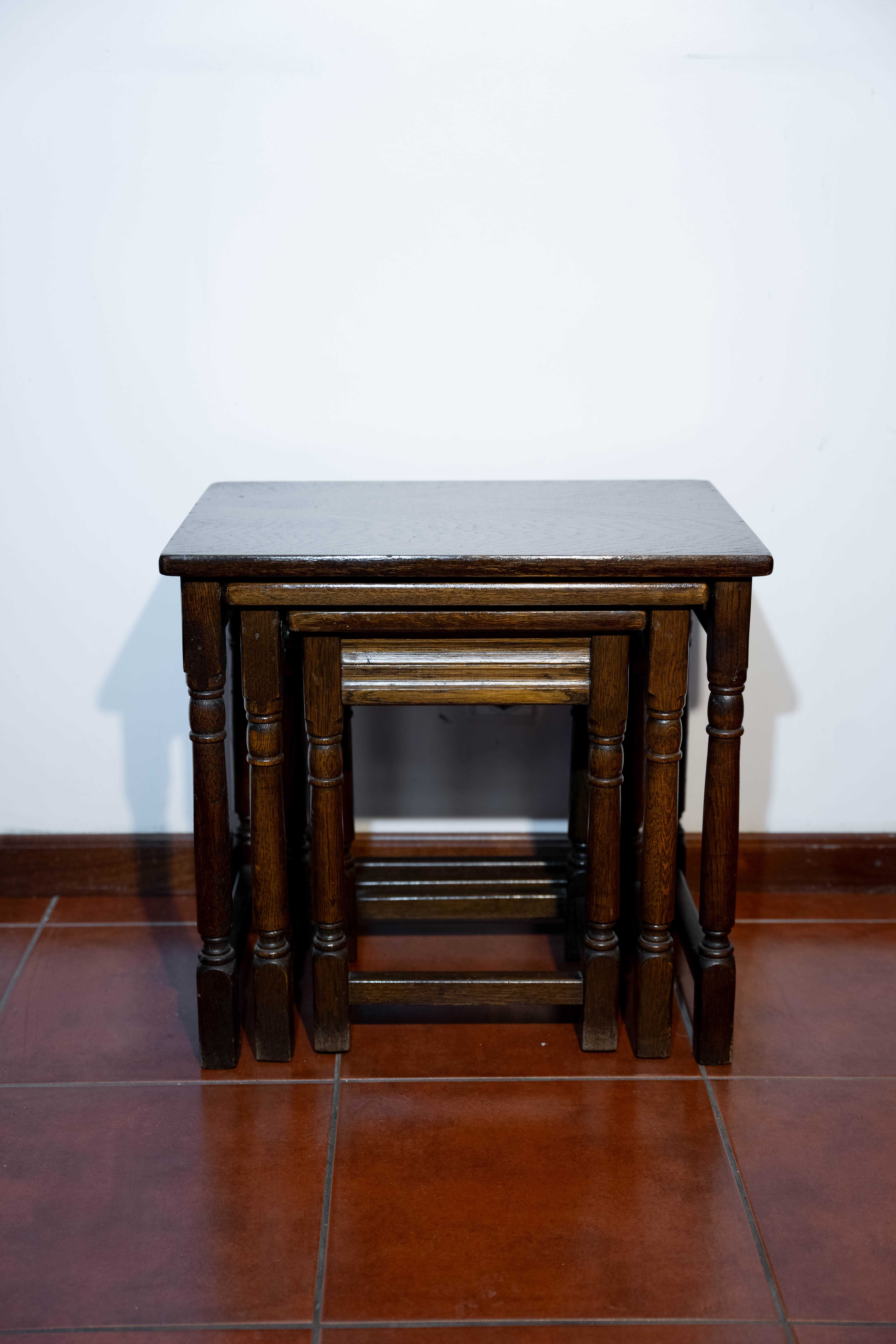 Conjunto de Mesa de Apoio