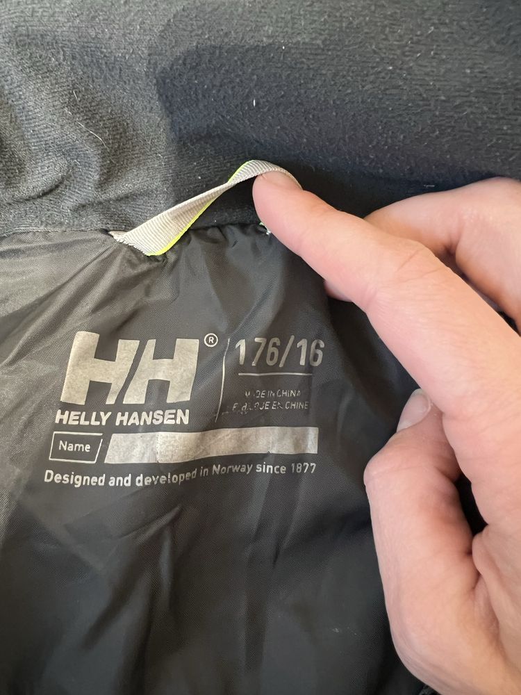 Helly Hansen męska czarna kurtka przejściowa przeciwdeszczowa wiosenna