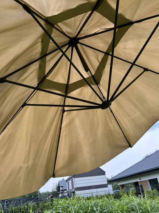 Parasol ogrodowy duży