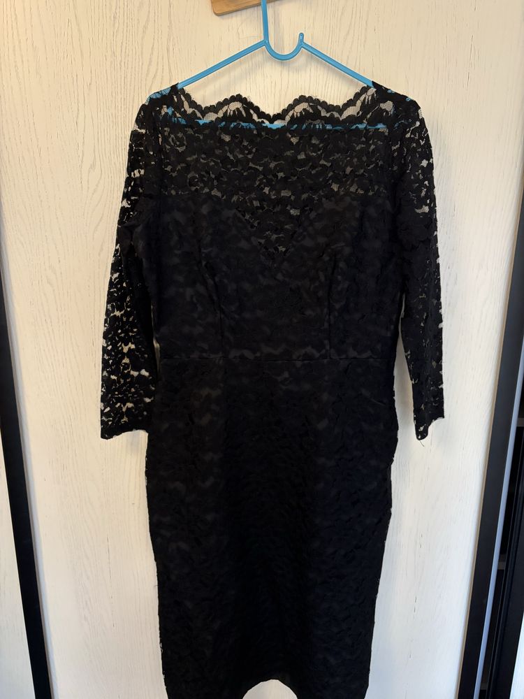Koronkowa czarna eleganvka sukienka w stylu vintage retro karnawal bal