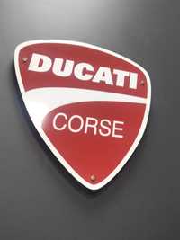 Ducati знак на стену