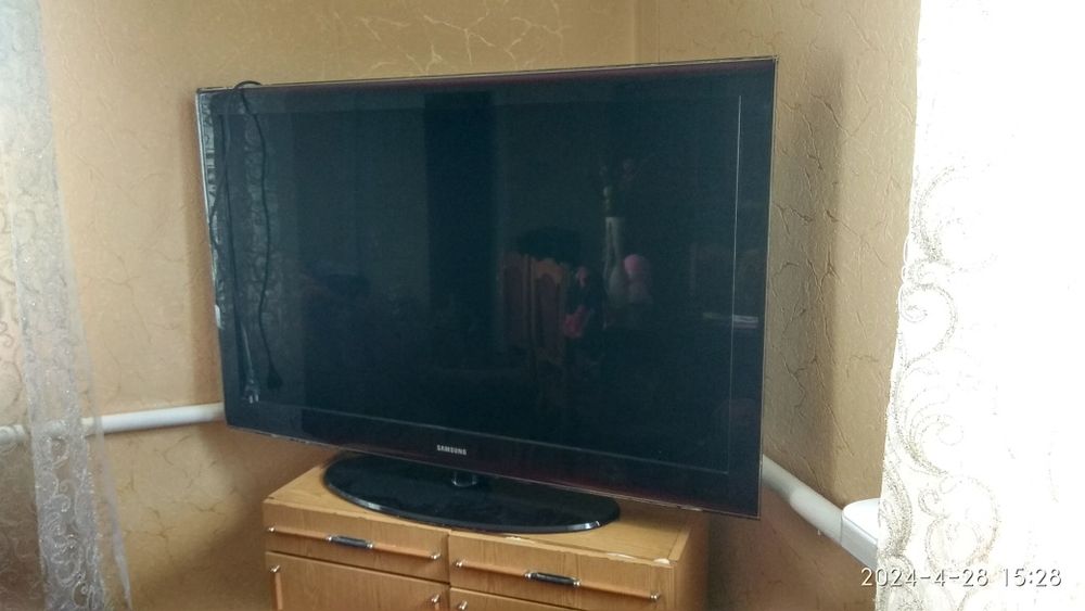 Телевізор самсунг