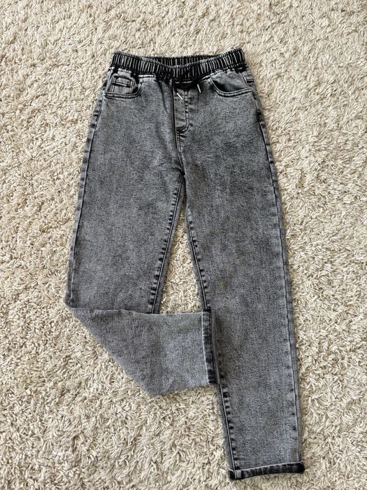 Джинсові штани , моми для дівчинки