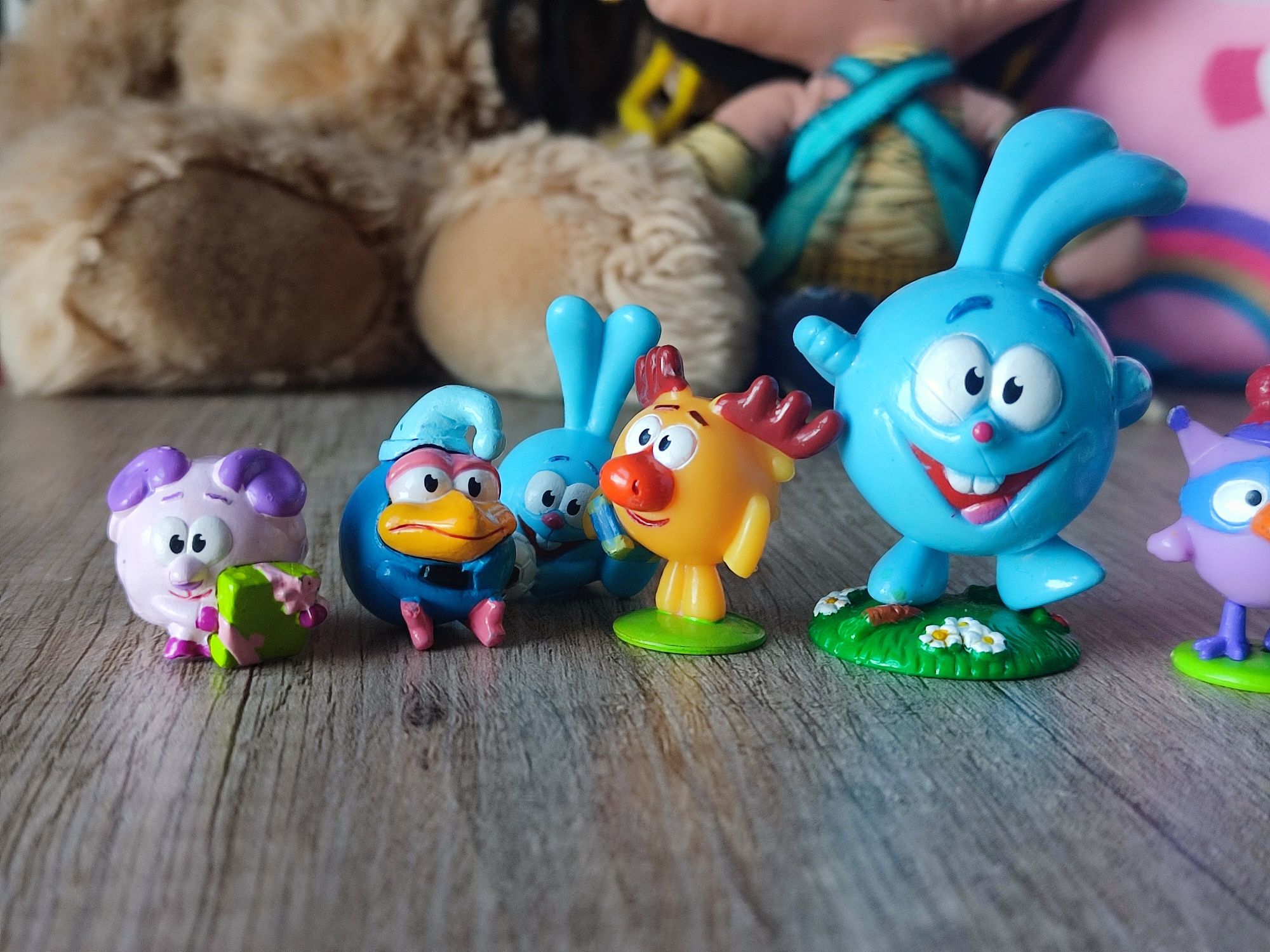 Śmieszaczki Kikoriki Smeshariki zestaw figurki Kinder niespodzianka