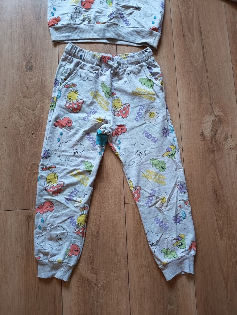 Dres dzieciecy 134