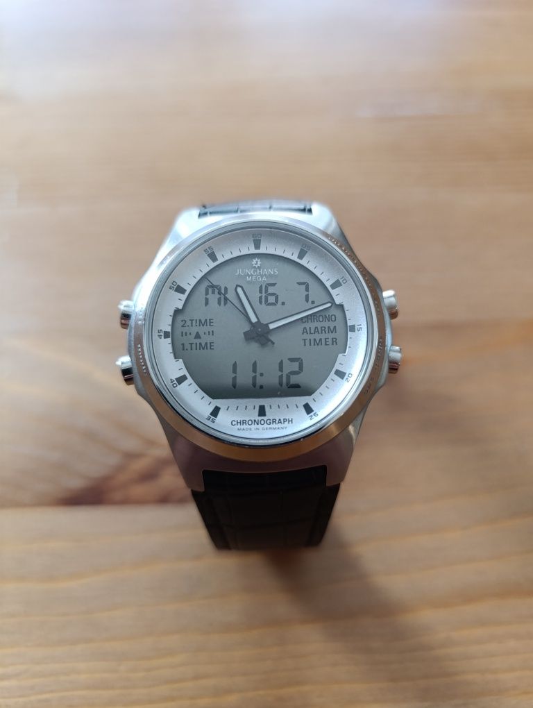 Zegarek Junghans Apollo Mega Chronograph