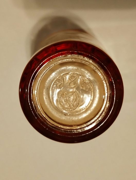 Рюмки стограмовые .