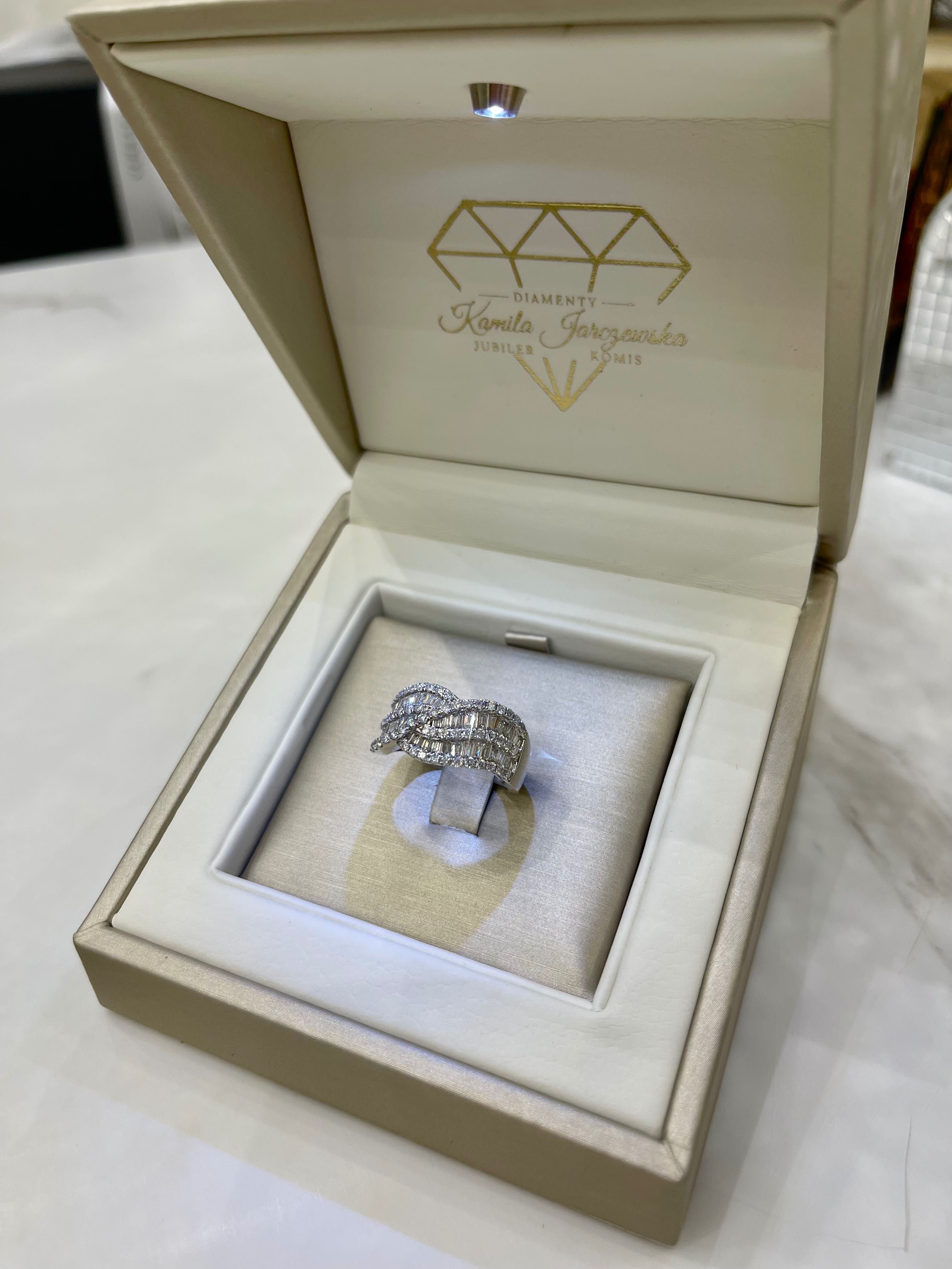 Pierścionek Infinity z diamentami naturalnymi 1.71 Ct