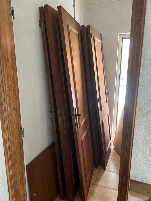 11 portas madeira mogno com ferragens