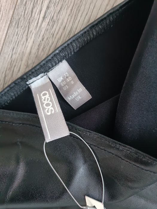 Imprezowa sukienka ASOS