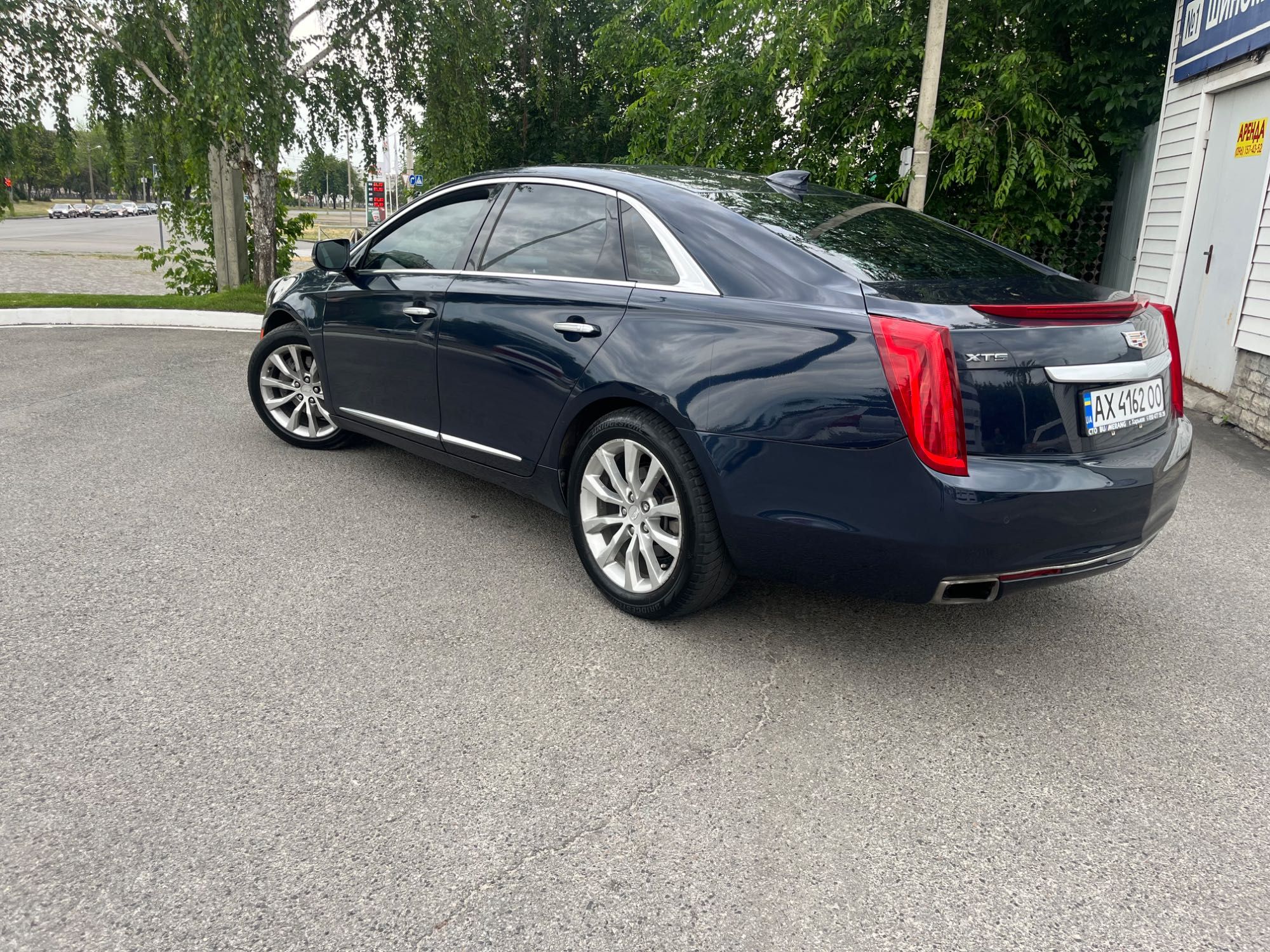 Cadillac xts 2016