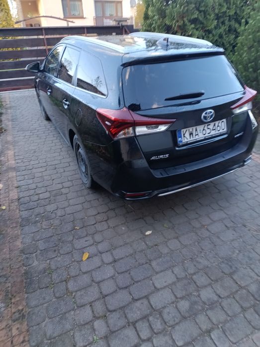 Toyota Auris Hybrid LED