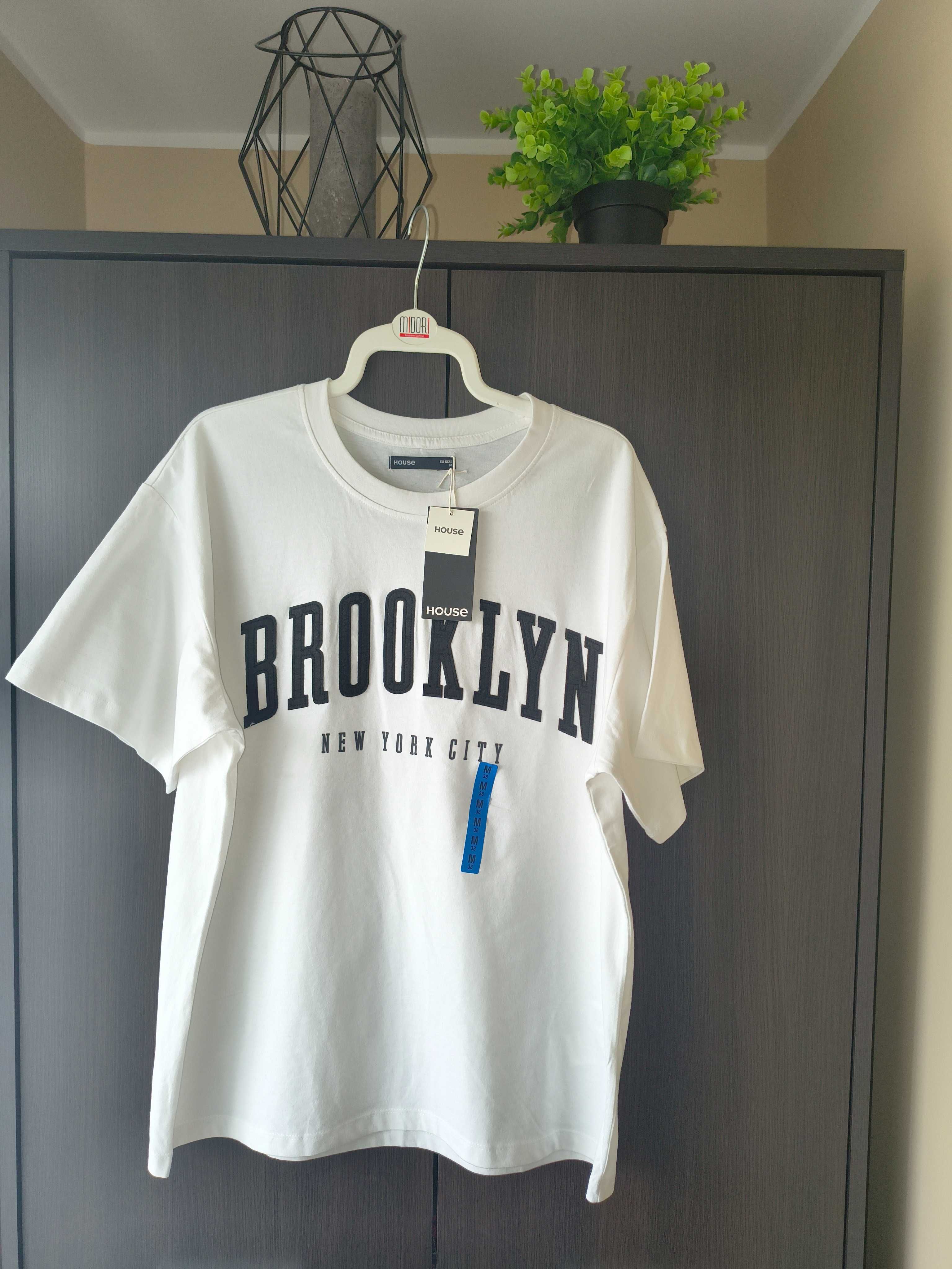 Biała koszulka t-shirt z nadrukiem Brooklyn House rozm. M nowa z metką