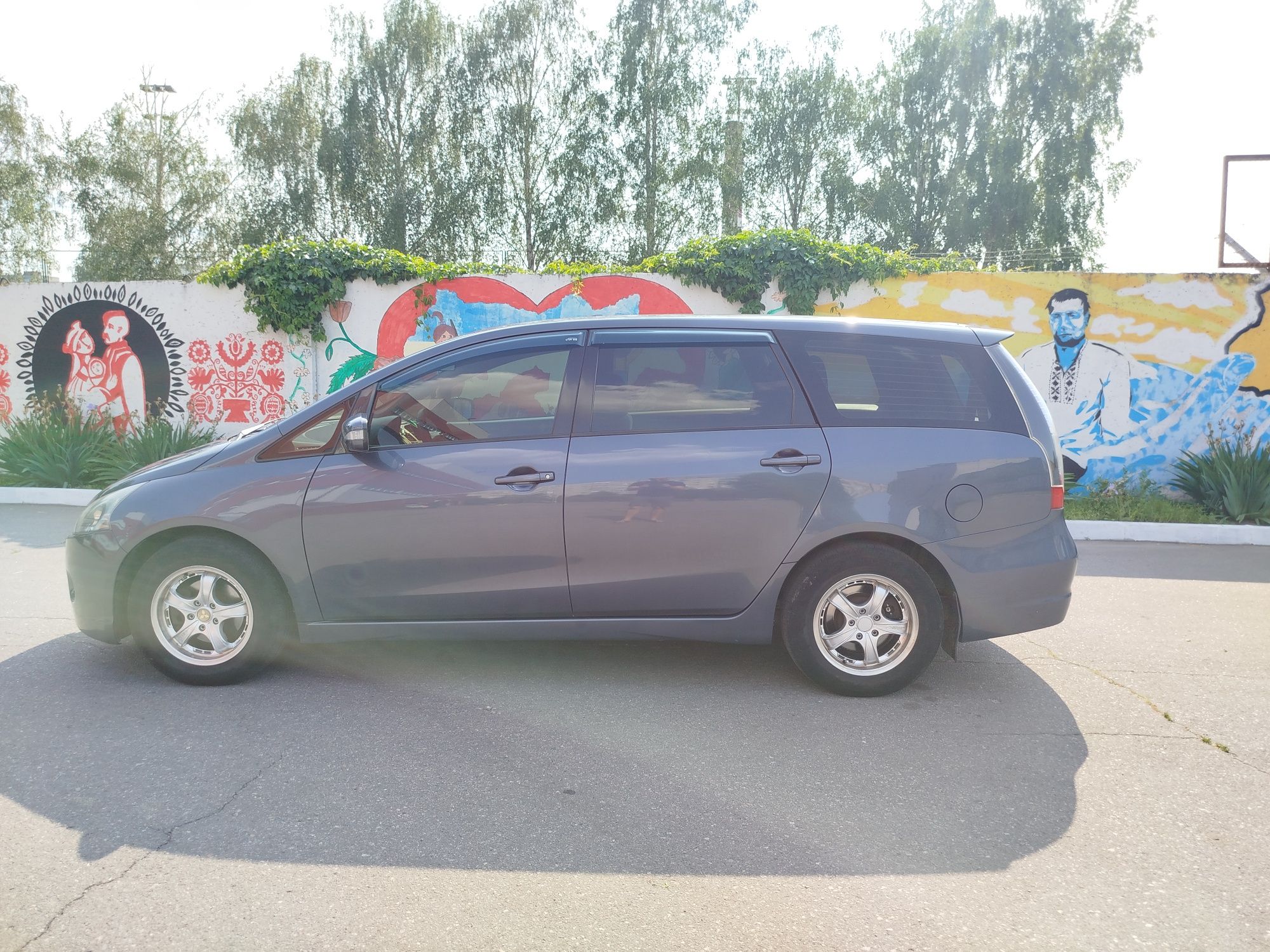 Mitsubishi Grandis