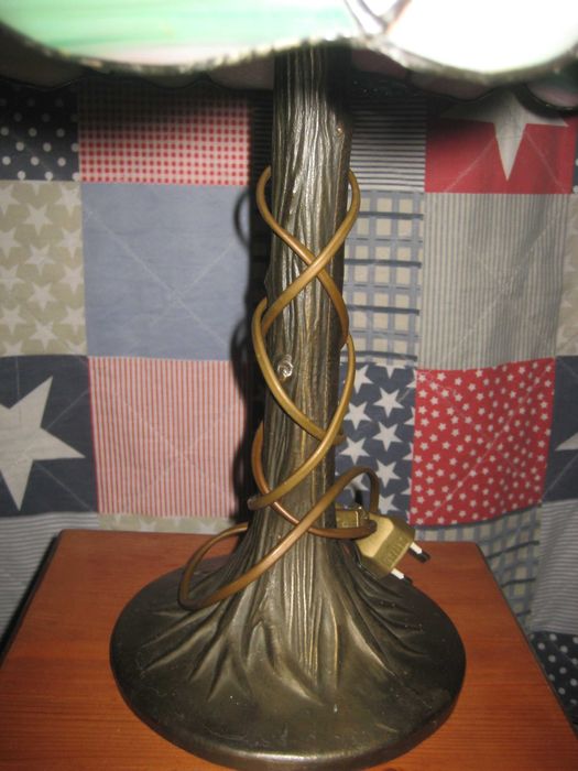 Duża lampa stojąca, klosz w stylu Tiffany,  jak nowa!