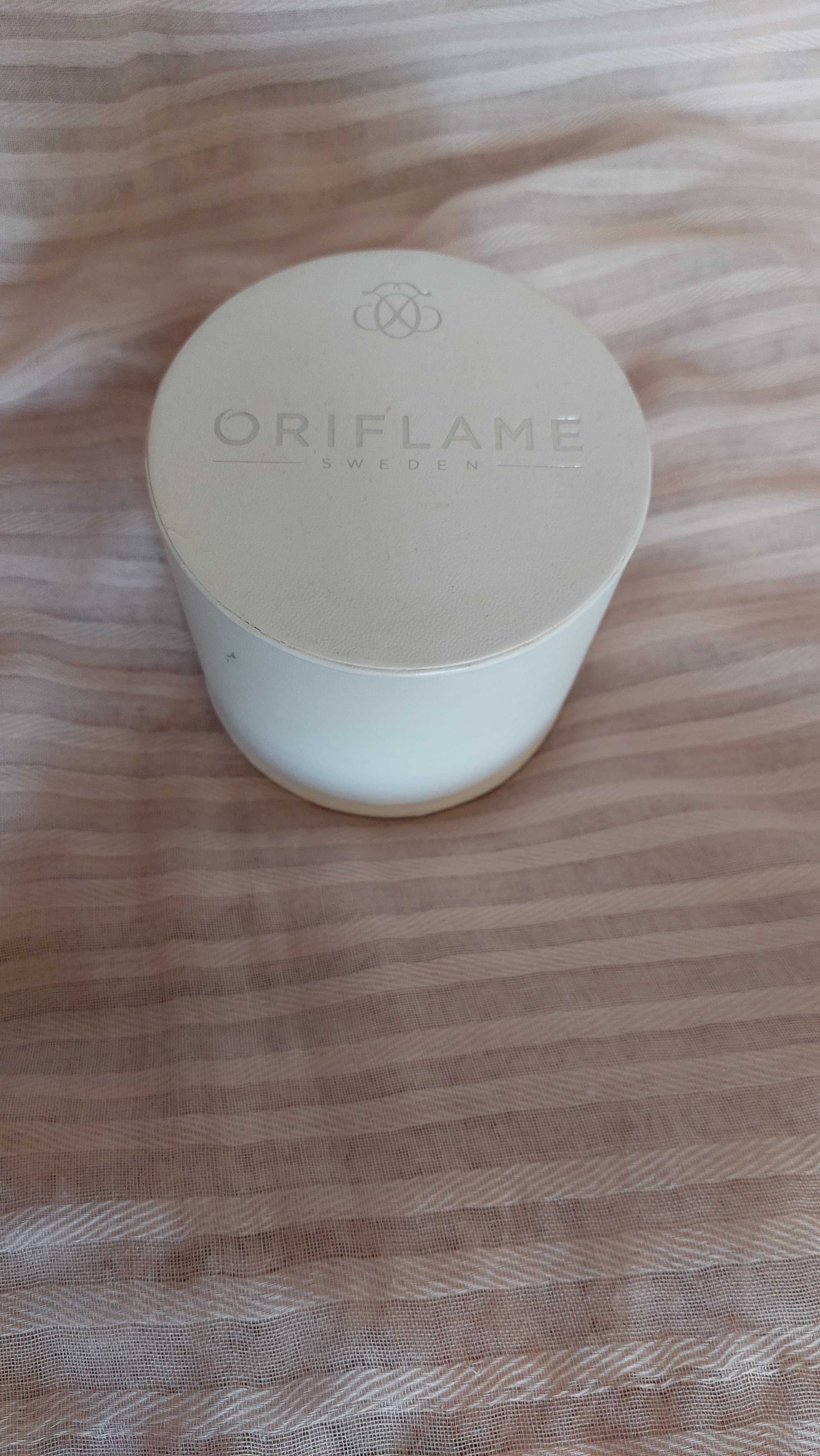 Красиві   нові  жіночі наручні  годинники  Oriflame.