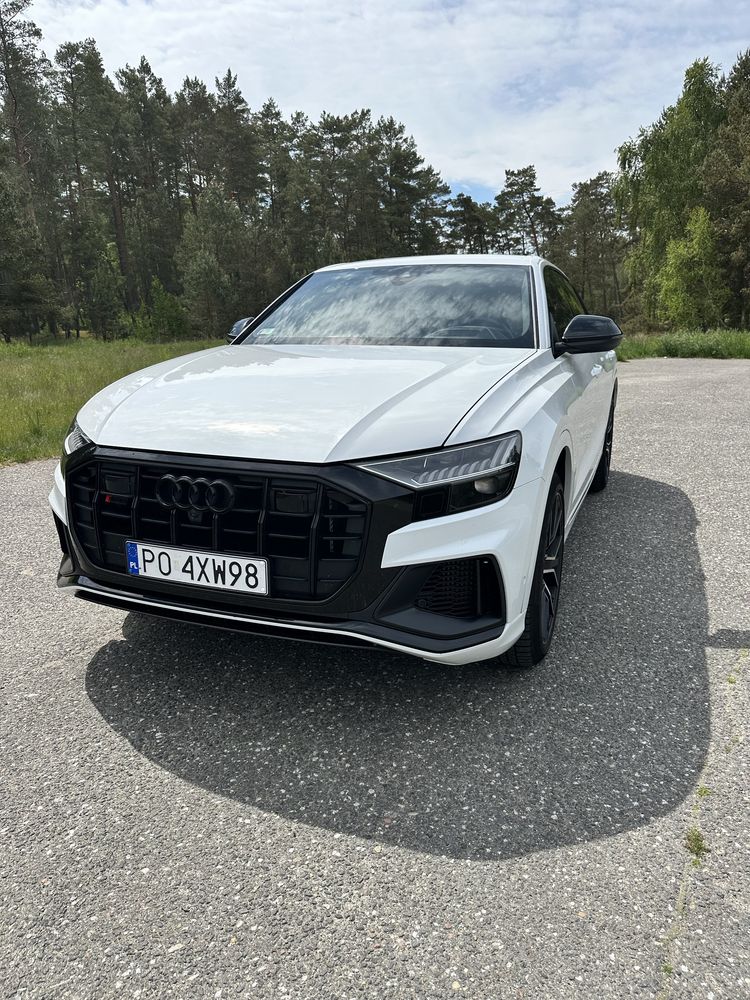 Sprzedam Audi SQ8 2022, 4.0 500KM,  FakturaVAT