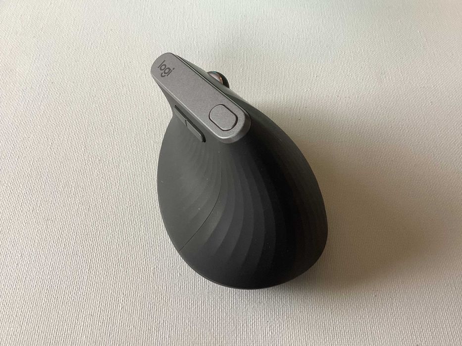Logitech MX Vertical myszka