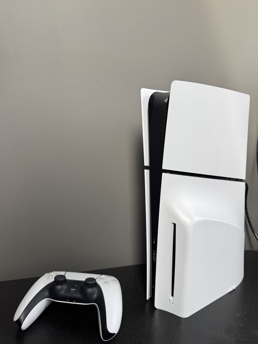 Konsola PS5 Slim 1 TB Z napędem