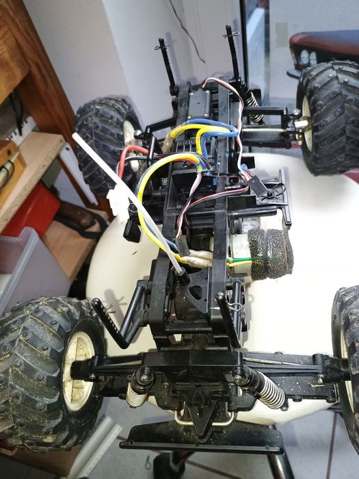 Zdalnie sterowany tamiya rc dual Hunter