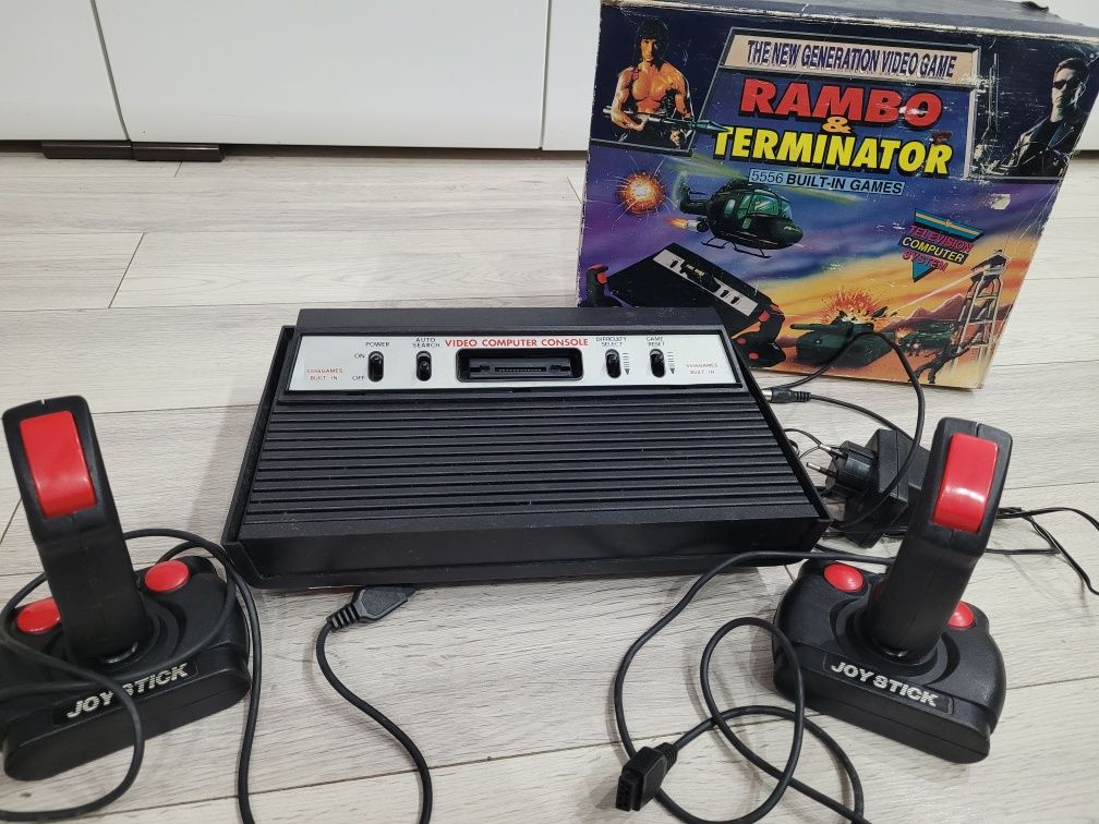 Konsola do gier Rambo&Terminator 1994r. Nowa