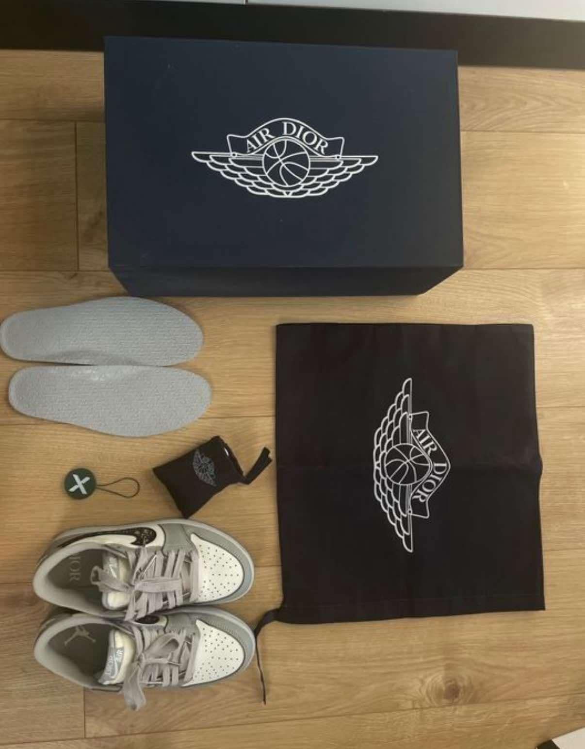 Dior Jordan low.