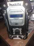 Radio budowlane Makita dmr112